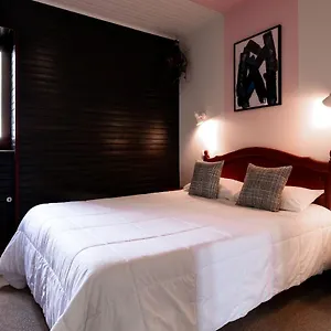 Hotel Le Cantou 354 **