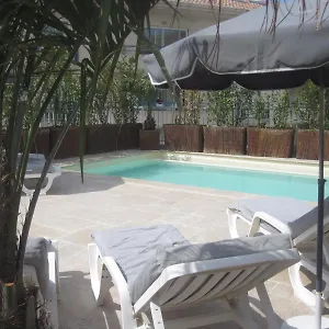 Hotel Brit Confort Le Revest ***